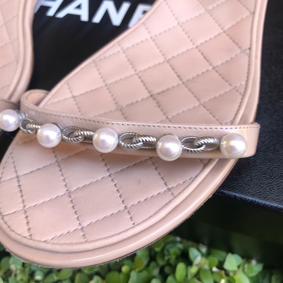 {CHANEL} Pink Patent Calfskin Sandals Size 39.5EUR - Picture 6 of 12